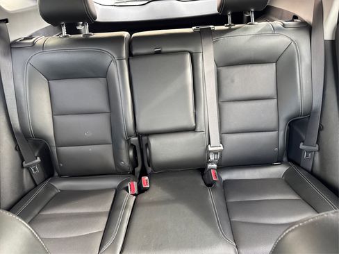 Used 2023 GMC Terrain SLT w/ Tech Package image 20