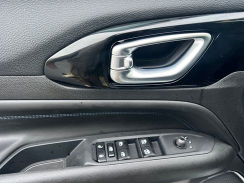 New 2026 Jeep Compass Latitude AWD/4WD image 9