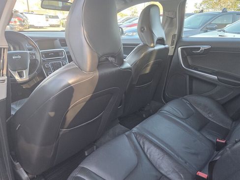 Used 2012 Volvo S60 T5 image 12
