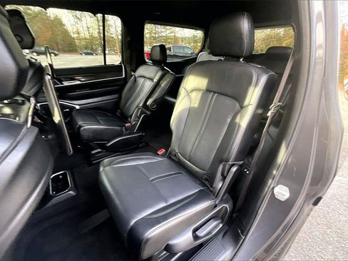 Used 2022 Jeep Wagoneer Series III w/ Convenience Group I image 20