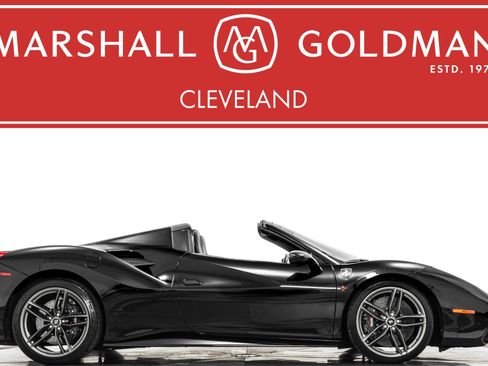 Used 2018 Ferrari 488 Spider image 1