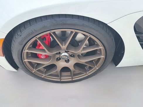 Used 2025 Toyota GR86 Premium w/ Performance Package RWD image 31