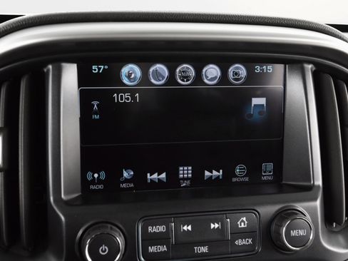 Used 2018 Chevrolet Colorado LT image 16