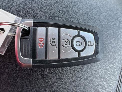 Used 2023 Ford Edge SEL w/ Convenience Package AWD/4WD image 23