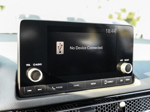 Used 2023 Honda Civic Sport image 27