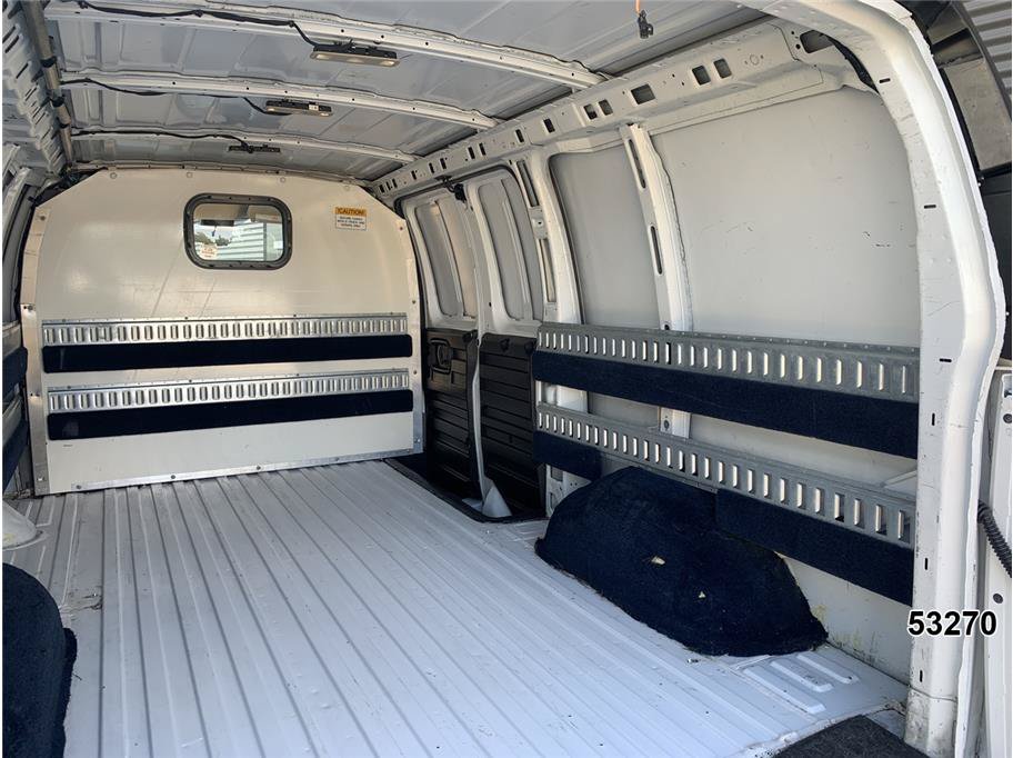 Used 2020 Chevrolet Express 2500 RWD image 11