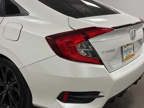 Used 2021 Honda Civic Sport image 11