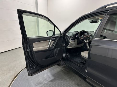 Used 2018 Subaru Forester 2.5i Limited image 19