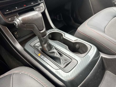 Used 2016 GMC Canyon SLE w/ All Terrain Package image 27