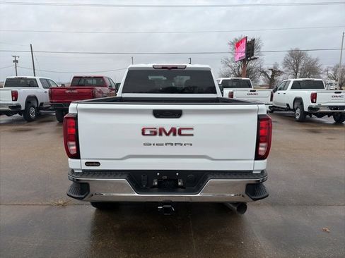 New 2026 GMC Sierra 3500 Pro image 5