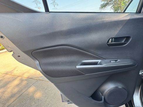 Used 2024 Nissan Kicks S image 29