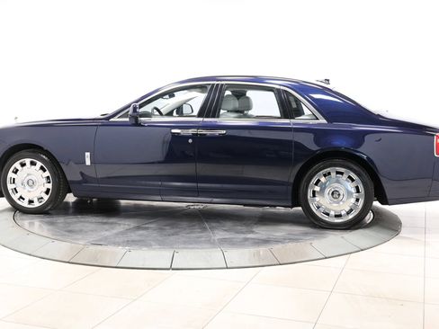 Used 2015 Rolls-Royce Ghost RWD image 8