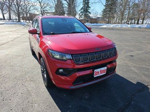 Used 2022 Jeep Compass Limited image 8