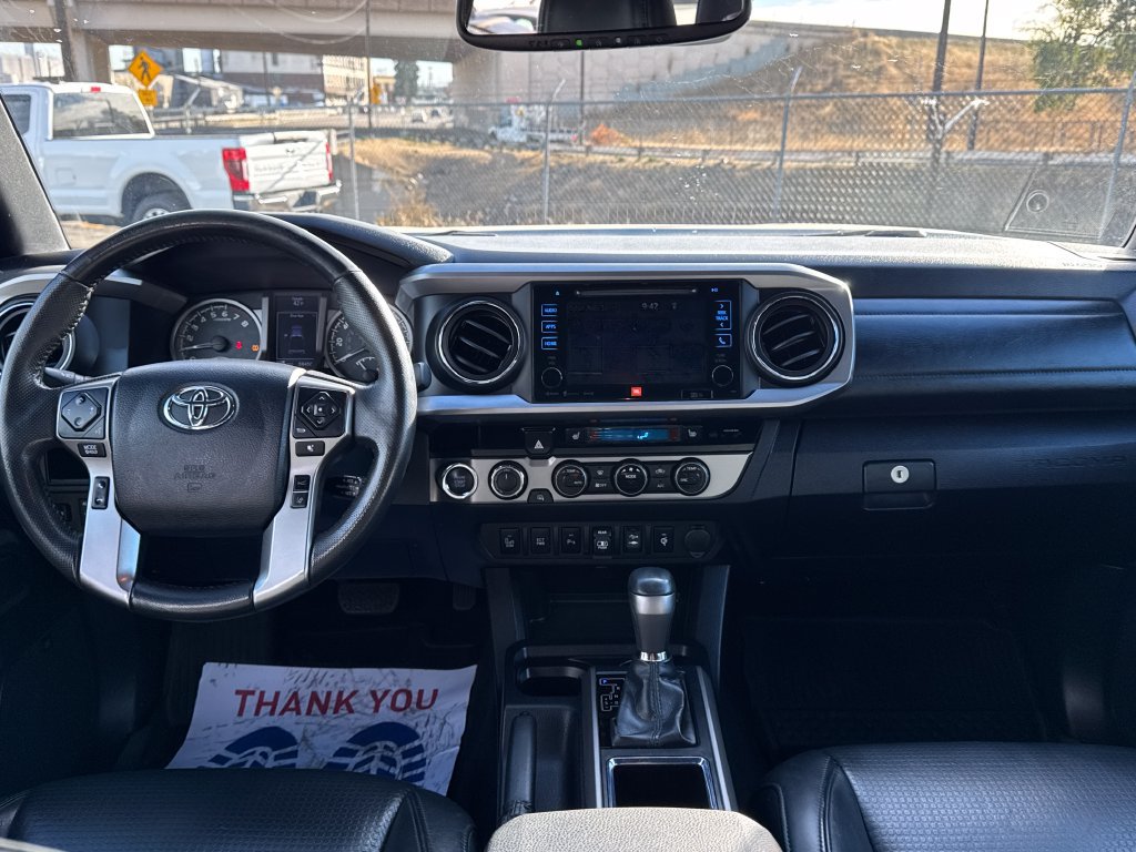 Used 2018 Toyota Tacoma Limited AWD/4WD image 34