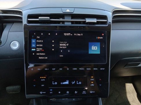 Used 2022 Hyundai Tucson Limited w/ Cargo Package image 17