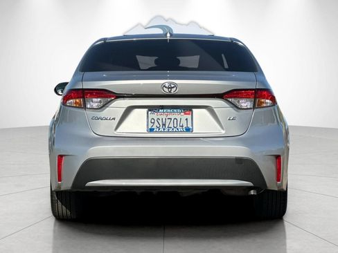 Used 2020 Toyota Corolla LE w/ LE Convenience Package FWD image 4
