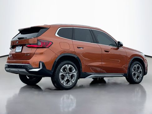 Used 2024 BMW X1 xDrive28i w/ Premium Package image 2