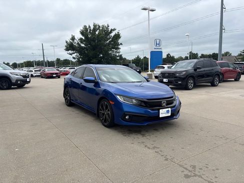 Used 2021 Honda Civic Sport image 3