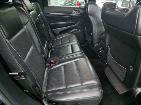 Used 2014 Jeep Grand Cherokee Limited w/ Luxury Group II AWD/4WD image 24