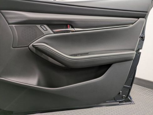 Certified 2025 MAZDA MAZDA3 s image 27