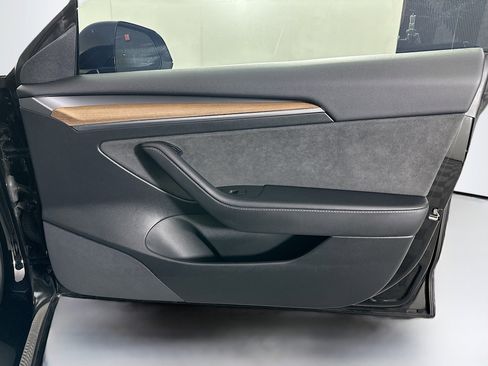 Used 2022 Tesla Model 3 image 31