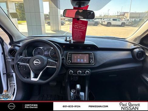 Certified 2022 Nissan Kicks S image 17