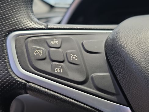 Used 2022 Chevrolet Malibu LT FWD image 27