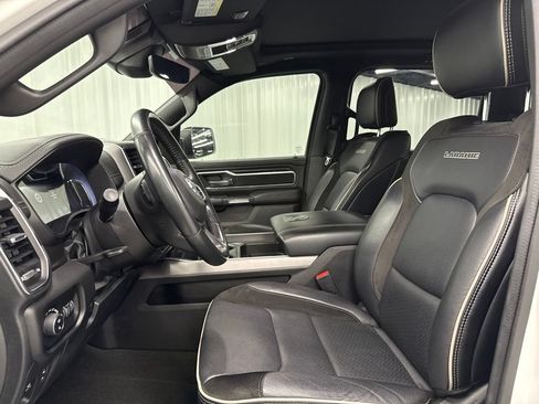 Used 2023 RAM 1500 Laramie AWD/4WD image 19