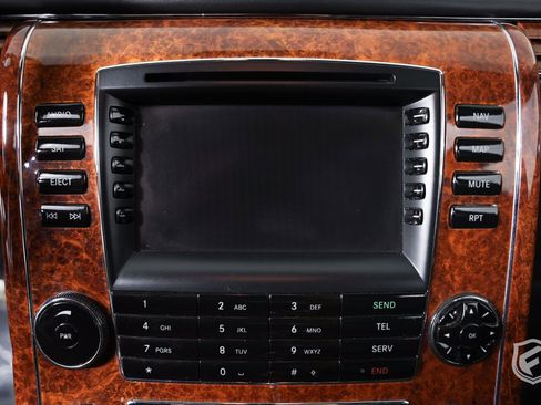 Used 2004 Maybach 57 image 21