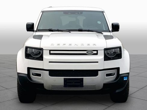 Used 2024 Land Rover Defender 110 S AWD/4WD image 4