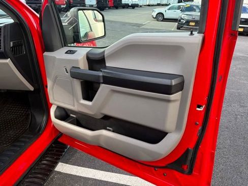 Used 2017 Ford F150 XL w/ Equipment Group 101A Mid AWD/4WD image 36