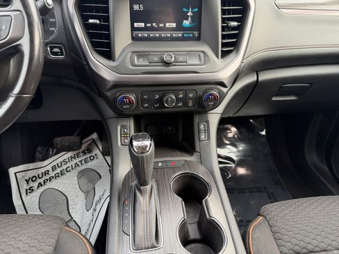 Used 2018 GMC Acadia SLE w/ Driver Alert Package I image 13