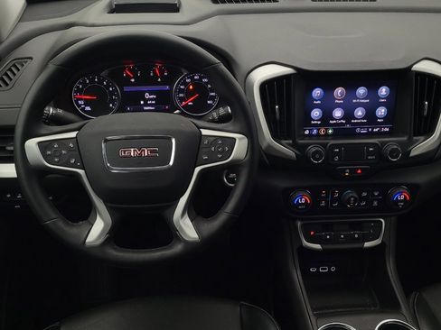 Used 2023 GMC Terrain SLT w/ Tech Package image 22