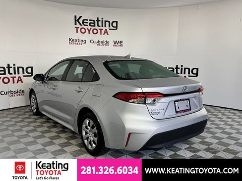 Used 2026 Toyota Corolla LE FWD image 7