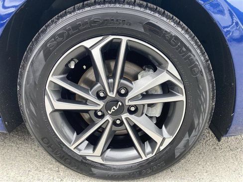 Used 2022 Kia Forte LXS w/ LXS Technology Package FWD image 27