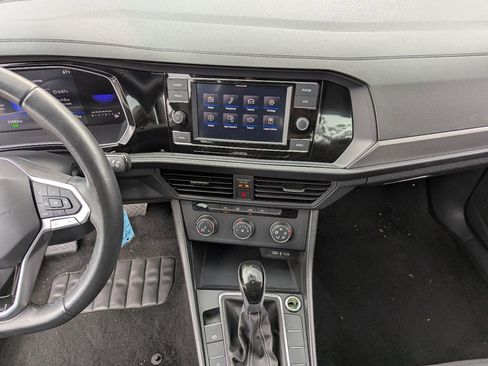 Used 2024 Volkswagen Jetta S FWD image 16