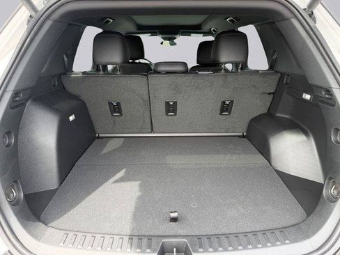 New 2026 GMC Terrain AT4 AWD/4WD image 18