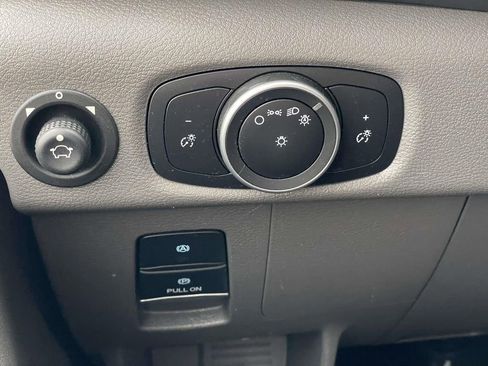 Certified 2021 Ford Transit 250 Medium Roof image 11