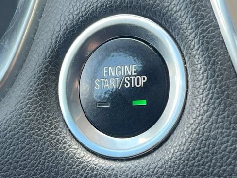 Used 2020 Chevrolet Traverse LT w/ LPO, Floor Liner Package AWD/4WD image 15