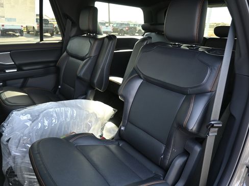 New 2026 Ford Expedition Tremor image 35