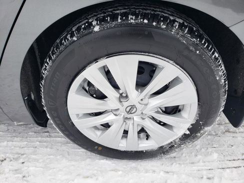 Certified 2025 Nissan Sentra S image 43