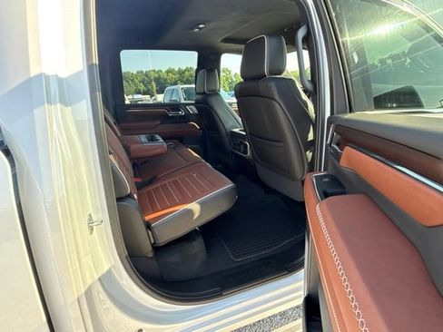 Used 2024 GMC Sierra 2500 Denali Ultimate w/ Max Trailering Package AWD/4WD image 20