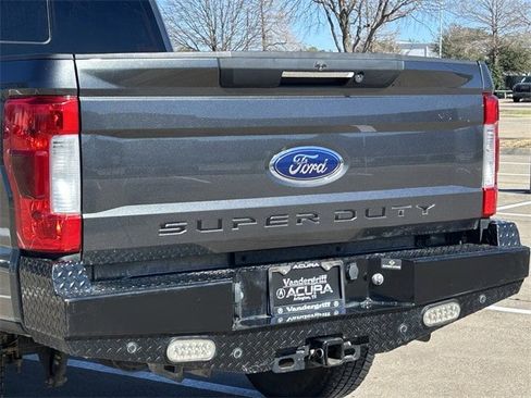 Used 2019 Ford F250 Lariat w/ Lariat Ultimate Package image 6