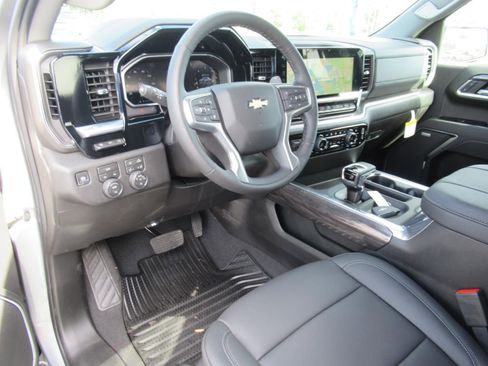 New 2026 Chevrolet Silverado 1500 LTZ w/ Technology Package AWD/4WD image 15