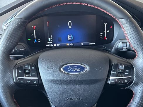 Used 2024 Ford Escape ST-Line w/ Tech Pack #1 AWD/4WD image 28