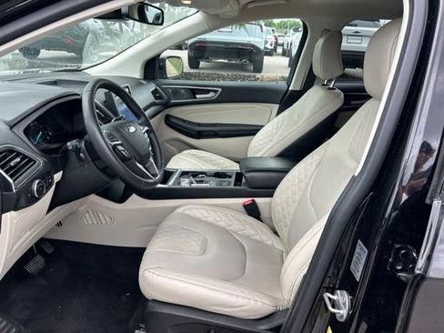 Used 2023 Ford Edge Titanium w/ Cargo Accessory Package AWD/4WD image 7