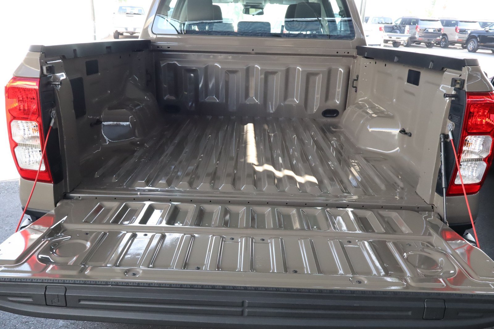 Used 2025 Ford Ranger XL w/ Trailer Tow Package RWD image 37