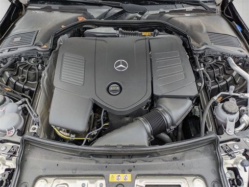 Used 2024 Mercedes-Benz C 300 4MATIC Sedan image 34