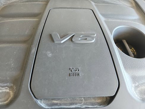 Used 2019 Jeep Grand Cherokee Laredo image 22