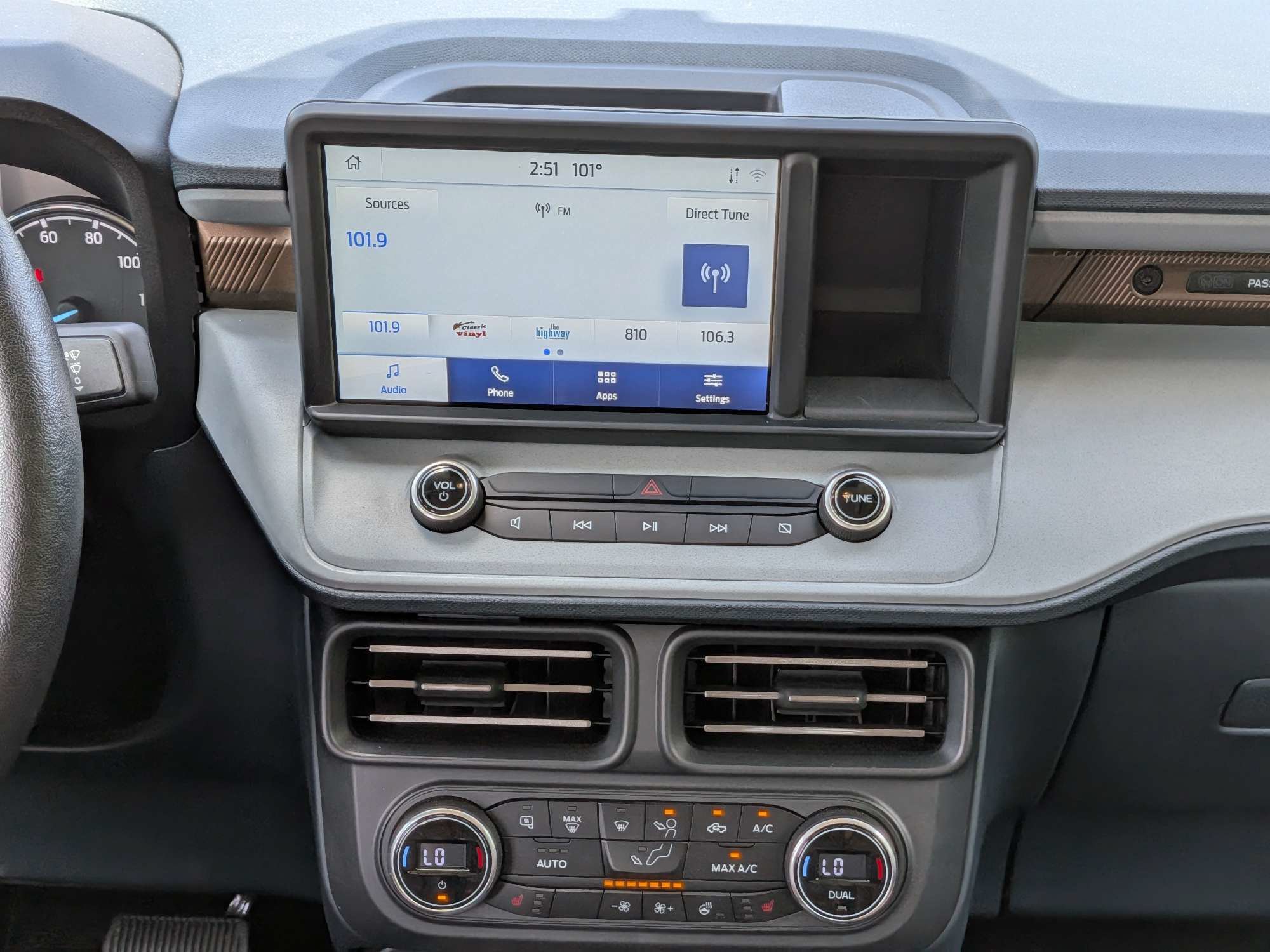 Used 2022 Ford Maverick Lariat w/ Lariat Luxury Package AWD/4WD image 18